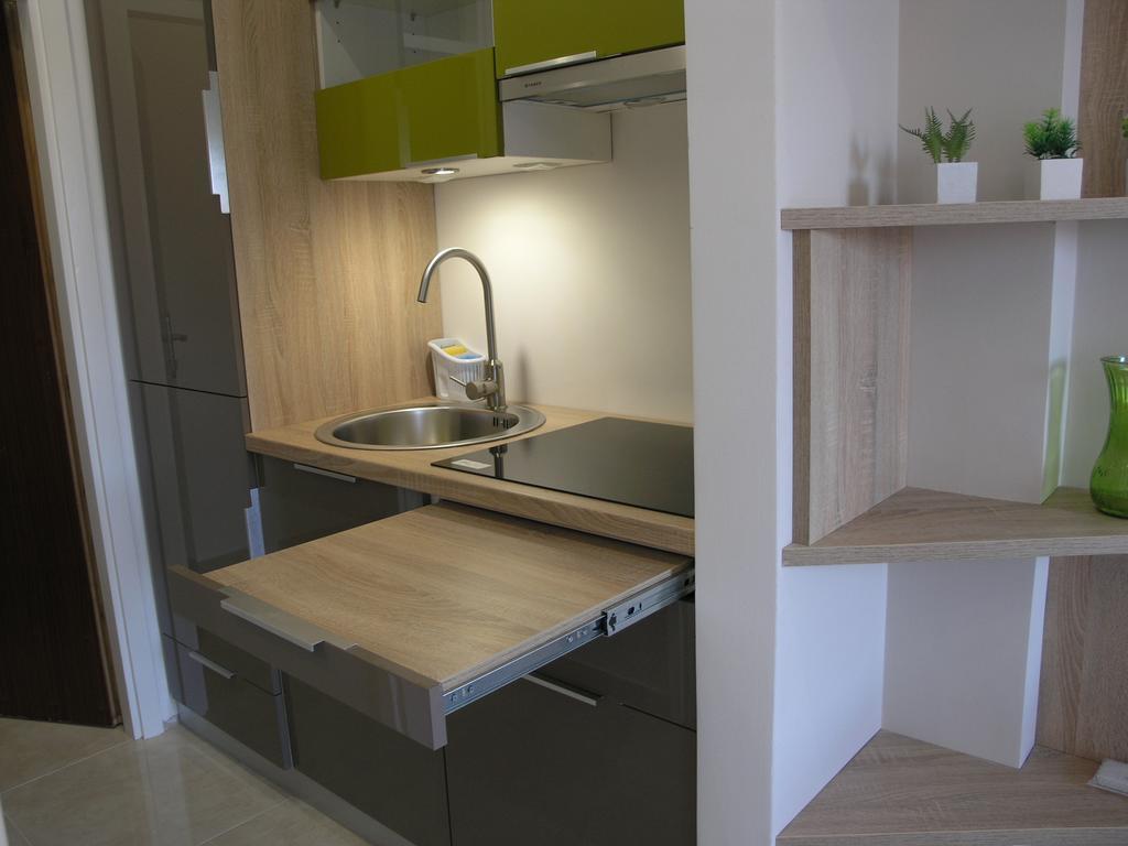 Apartments Dobrila Podgora Ngoại thất bức ảnh