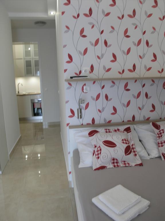 Apartments Dobrila Podgora Ngoại thất bức ảnh