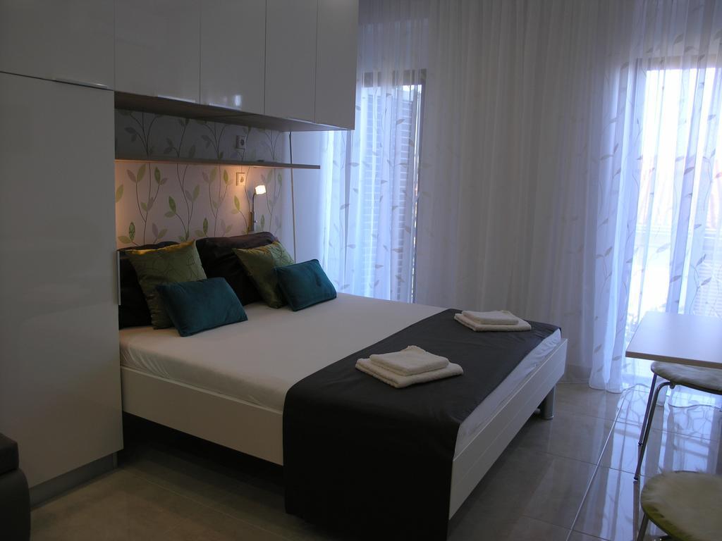 Apartments Dobrila Podgora Ngoại thất bức ảnh