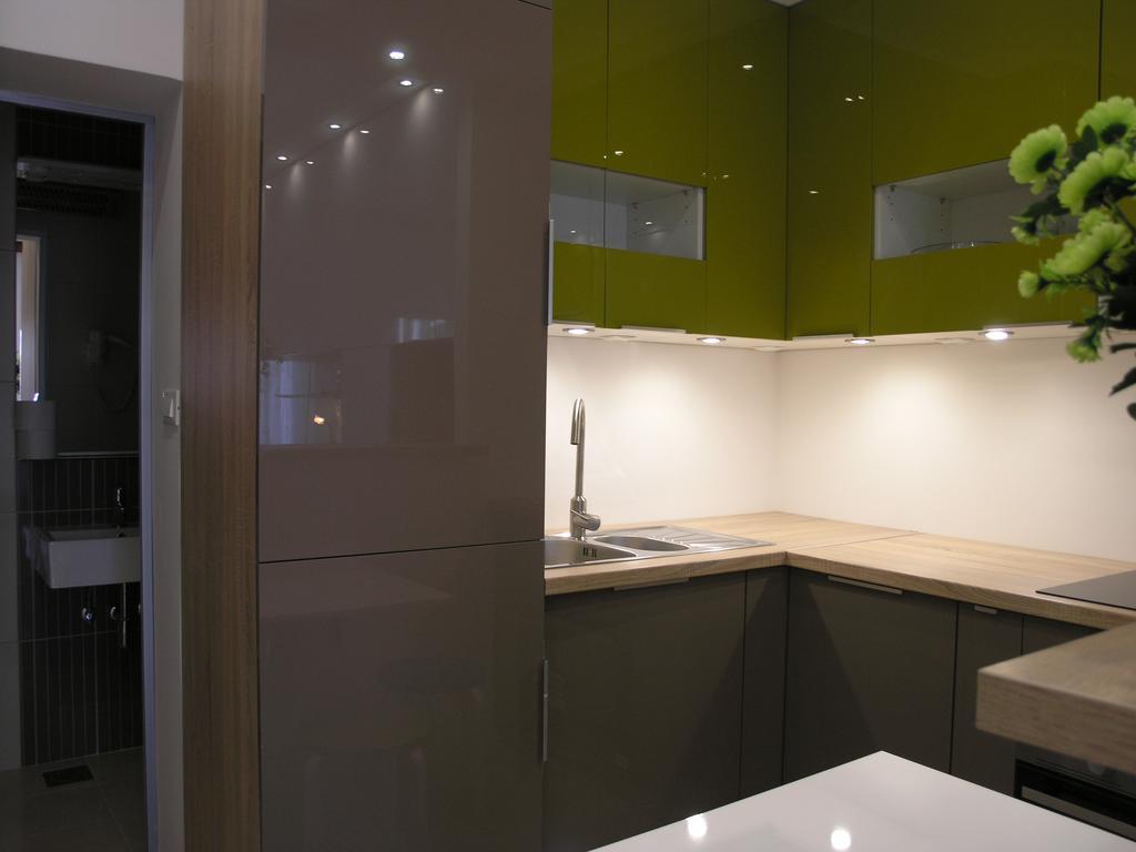 Apartments Dobrila Podgora Ngoại thất bức ảnh
