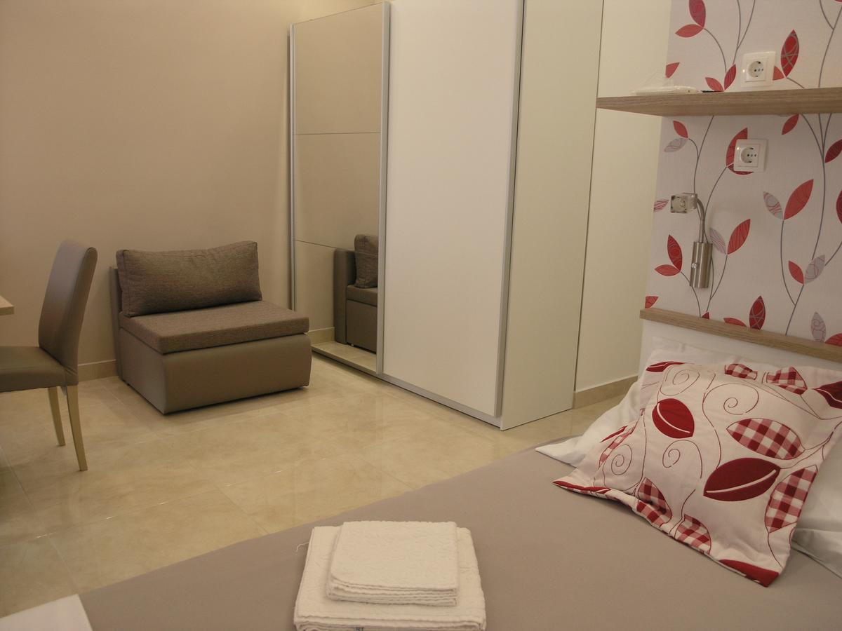 Apartments Dobrila Podgora Ngoại thất bức ảnh